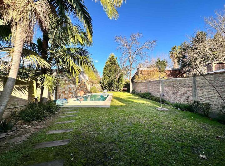 Casa · 142m² · 4 Ambientes
