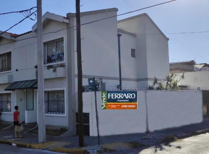 Casa · 120m² · 4 Ambientes · 1 Cochera