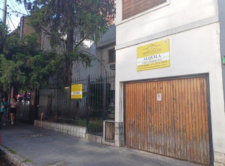 Casa · 83m² · 4 Ambientes · 1 Cochera