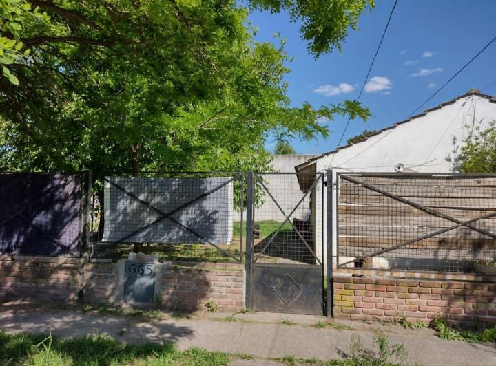 Casa · 360m² · 2 Ambientes