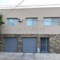 Casa · 310m² · 4 Ambientes · 1 Cochera