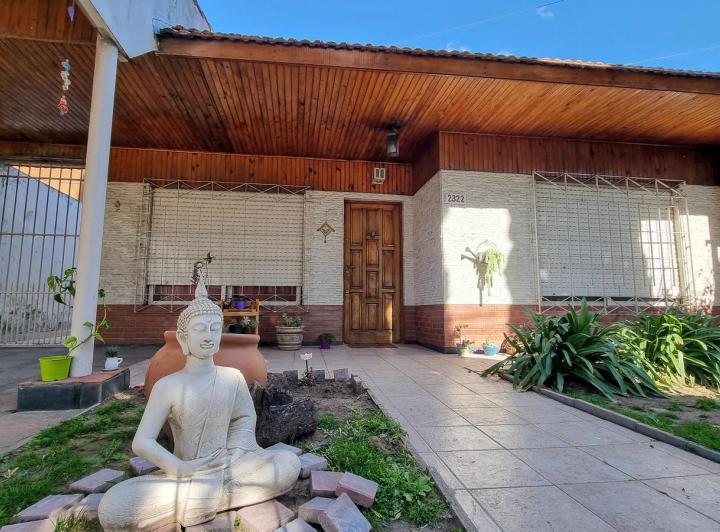 Casa · 163m² · 3 Ambientes · 1 Cochera