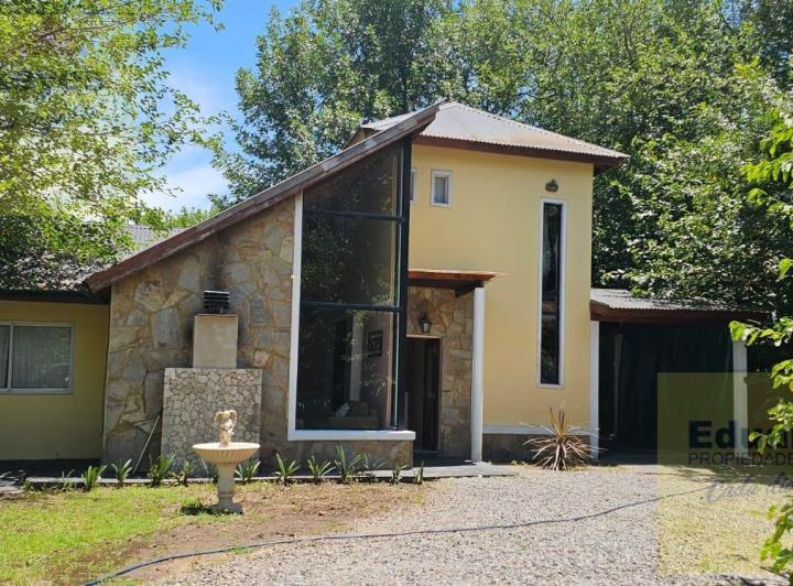 Casa · 120m² · 4 Ambientes · 1 Cochera