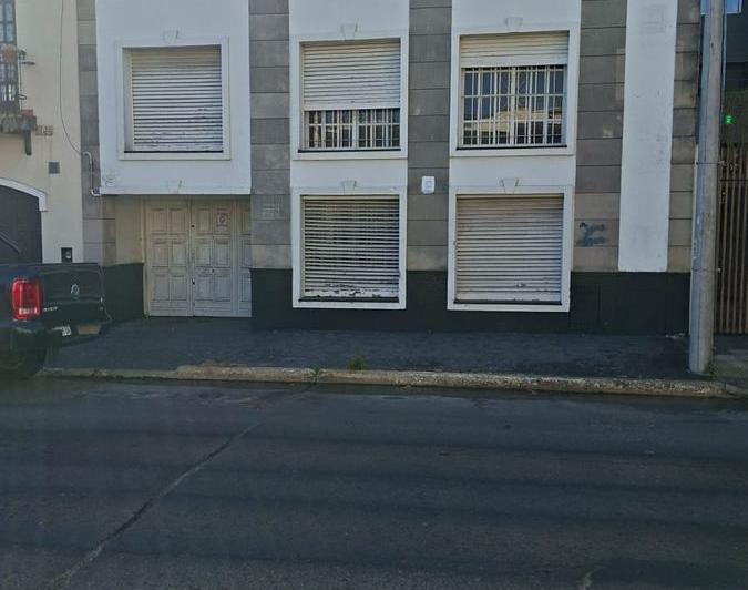 Casa · 150m² · 4 Ambientes · 2 Cocheras