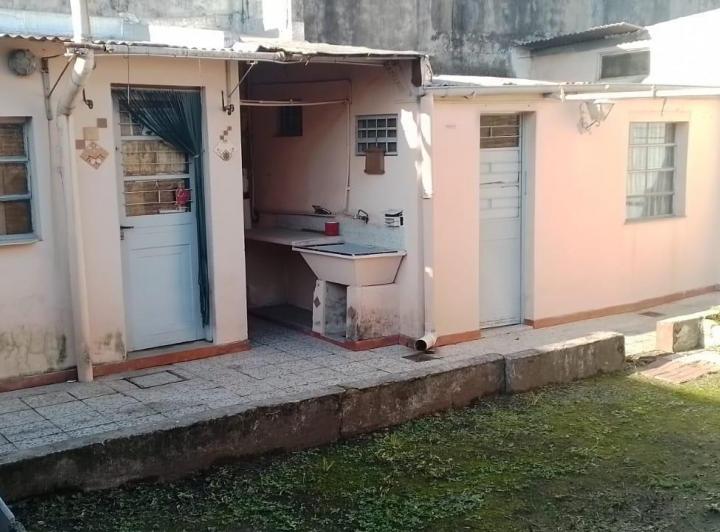 Casa · 1m² · 3 Ambientes · 1 Cochera