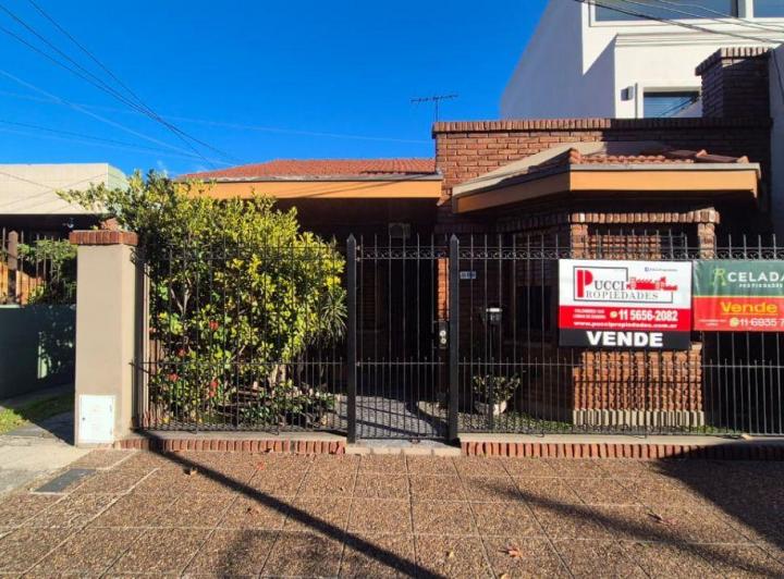 Casa · 70m² · 3 Ambientes · 1 Cochera