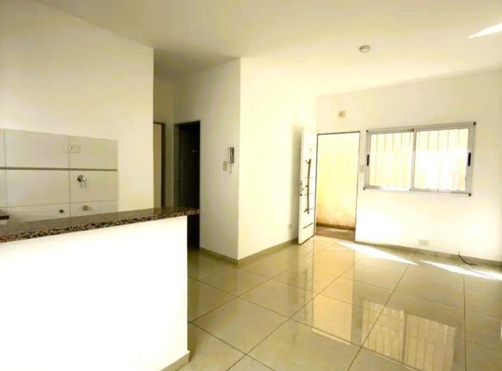 Casa · 45m² · 3 Ambientes · 1 Cochera
