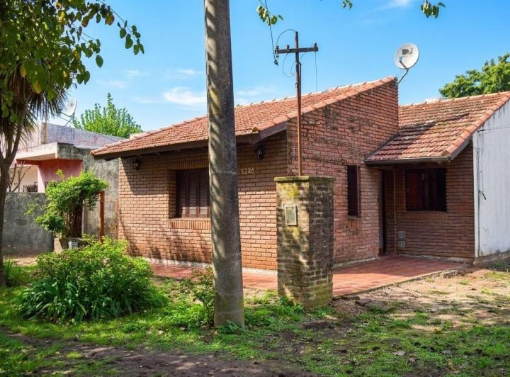 Casa · 90m² · 4 Ambientes · 1 Cochera