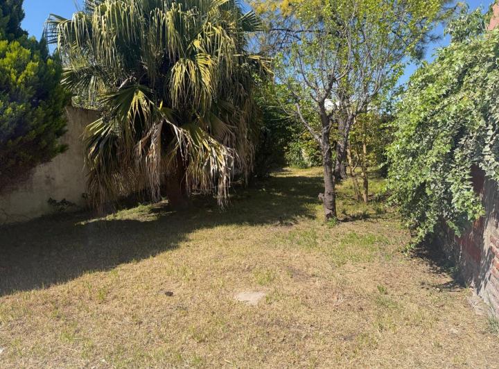 Casa · 83m² · 2 Ambientes · 1 Cochera