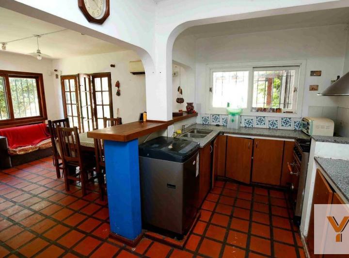 Casa · 120m² · 4 Ambientes · 1 Cochera
