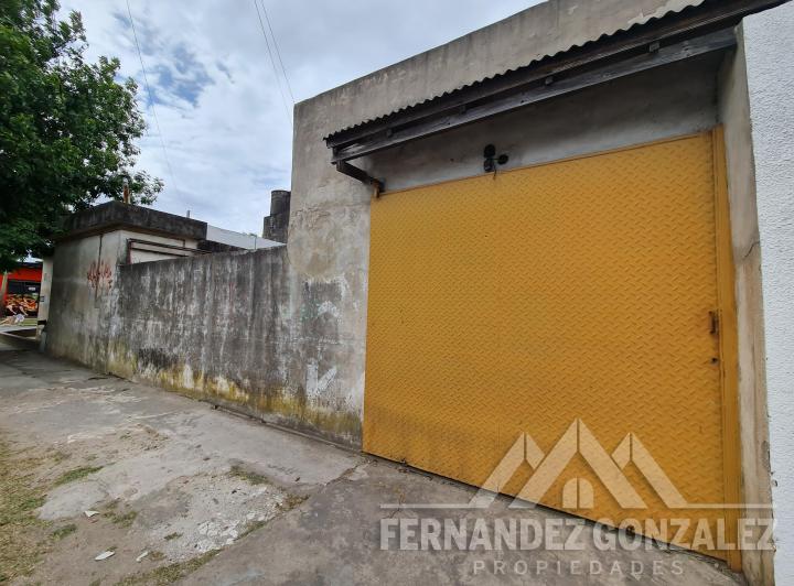 Casa · 130m² · 3 Ambientes · 2 Cocheras
