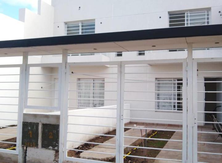 Casa · 63m² · 3 Ambientes · 1 Cochera
