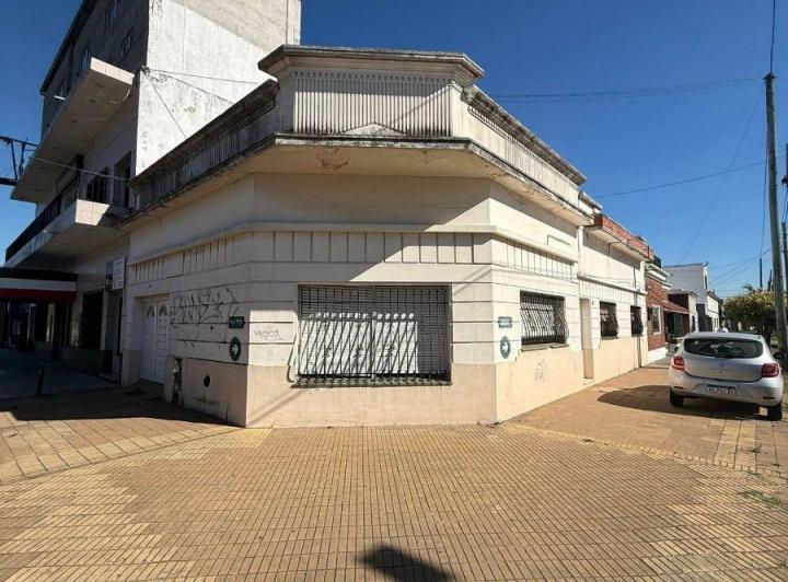 Casa · 120m² · 4 Ambientes · 1 Cochera