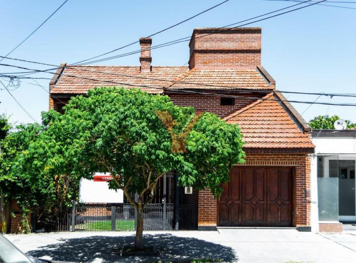 Casa · 170m² · 4 Ambientes · 1 Cochera