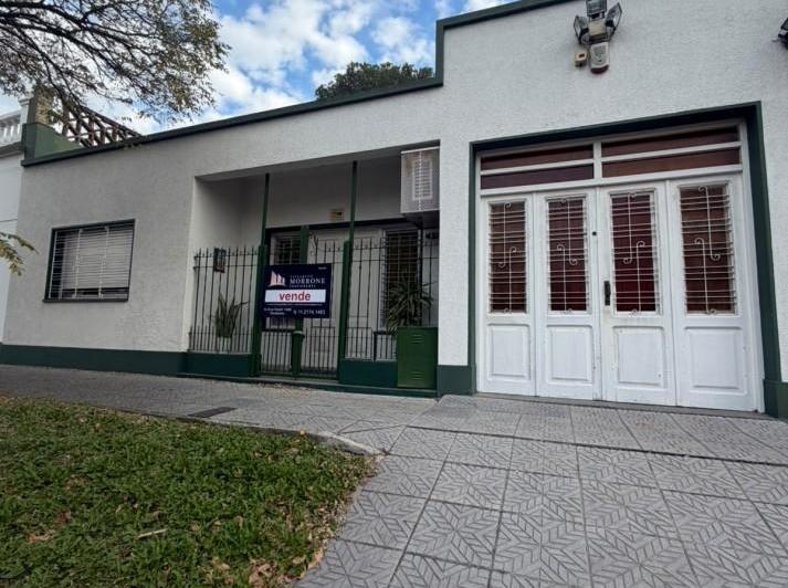 Casa · 1m² · 3 Ambientes