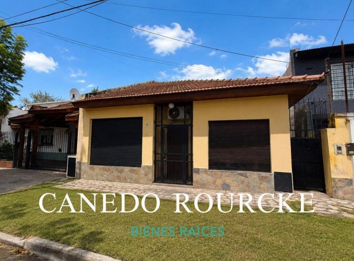 Casa · 90m² · 3 Ambientes · 1 Cochera