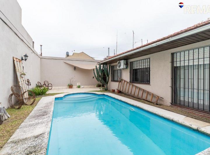 Casa · 114m² · 4 Ambientes · 1 Cochera