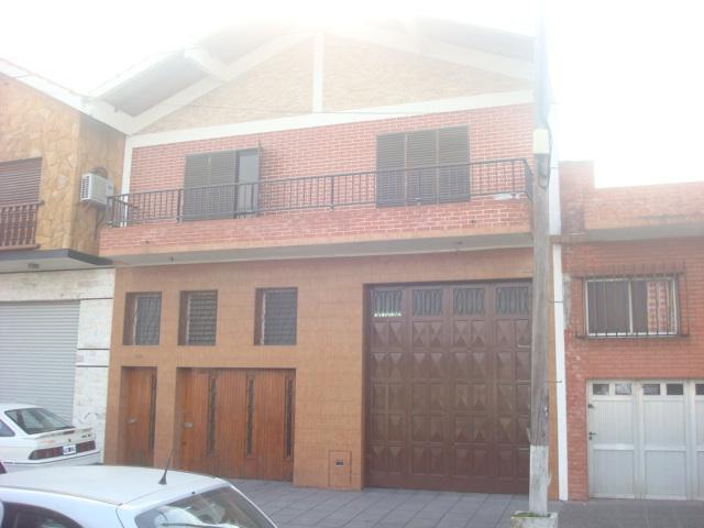 Casa · 1ha · 3 Ambientes · 1 Cochera