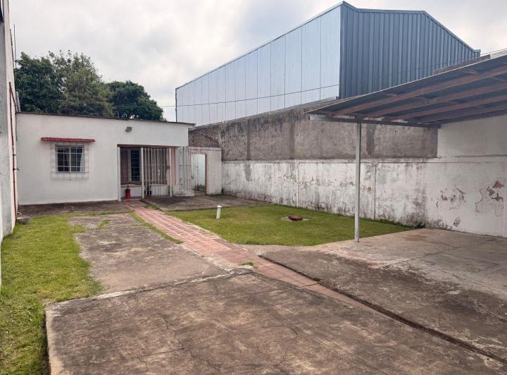 Casa · 81m² · 3 Ambientes · 1 Cochera