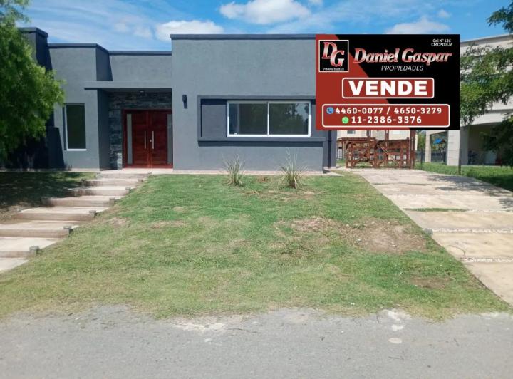 Casa · 170m² · 5 Ambientes · 1 Cochera
