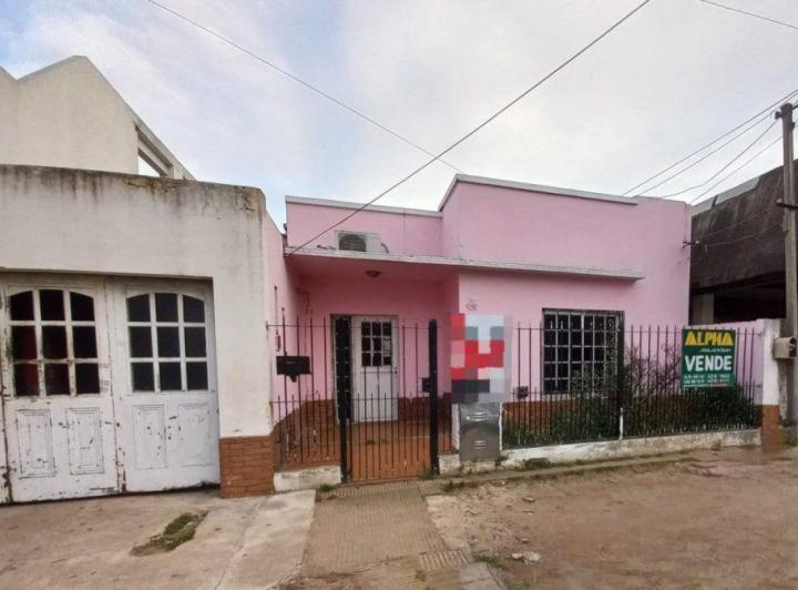 Casa · 300m² · 3 Ambientes · 1 Cochera