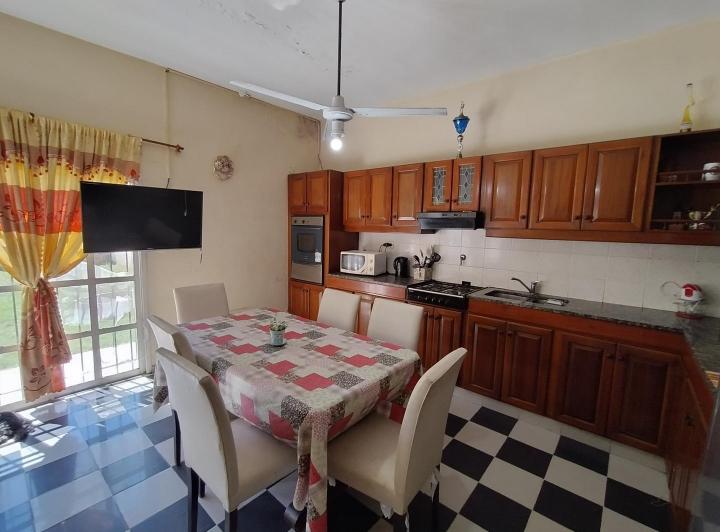 Casa · 199m² · 4 Ambientes · 1 Cochera