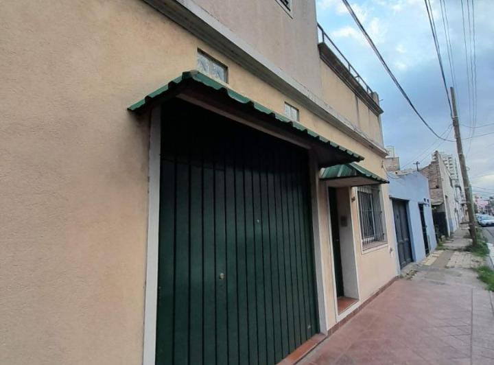 Casa · 150m² · 4 Ambientes · 1 Cochera
