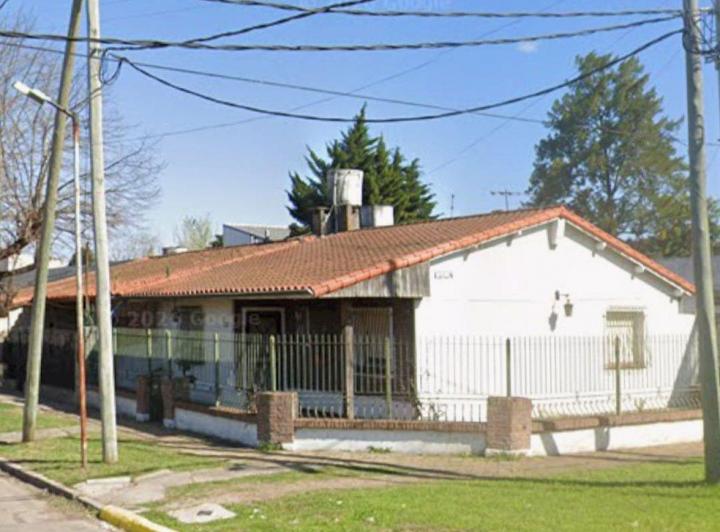 Casa · 158m² · 4 Ambientes · 2 Cocheras