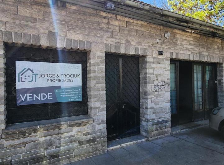 Casa · 155m² · 6 Ambientes · 1 Cochera