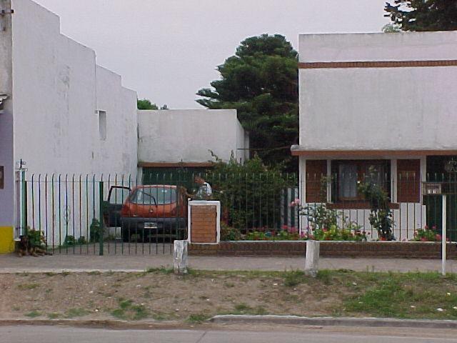Casa · 90m² · 3 Ambientes · 1 Cochera