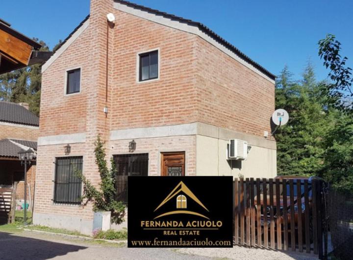 Casa · 100m² · 3 Ambientes · 1 Cochera