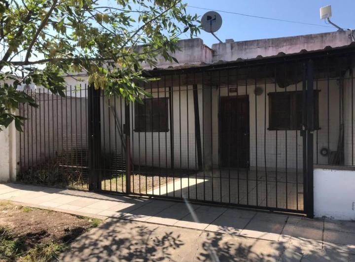 Casa · 1m² · 3 Ambientes · 1 Cochera