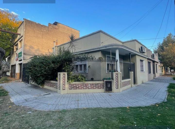 Casa · 86m² · 3 Ambientes · 1 Cochera