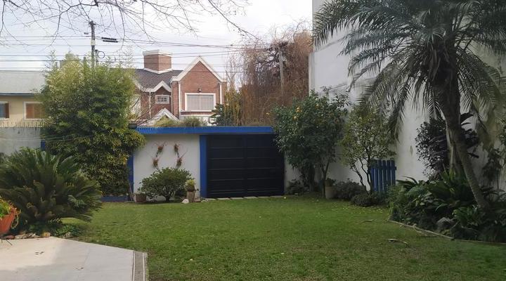 Casa · 145m² · 4 Ambientes · 1 Cochera