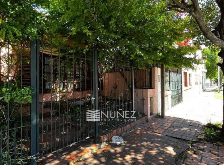 Casa · 164m² · 4 Ambientes · 1 Cochera