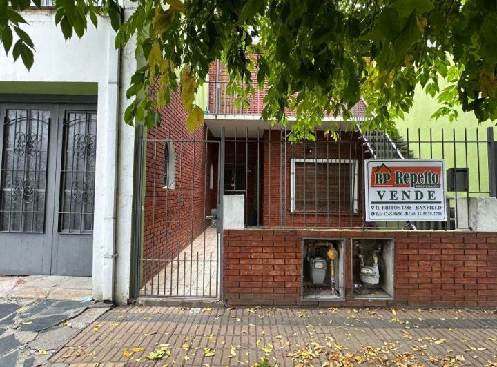Casa · 120m² · 5 Ambientes · 1 Cochera