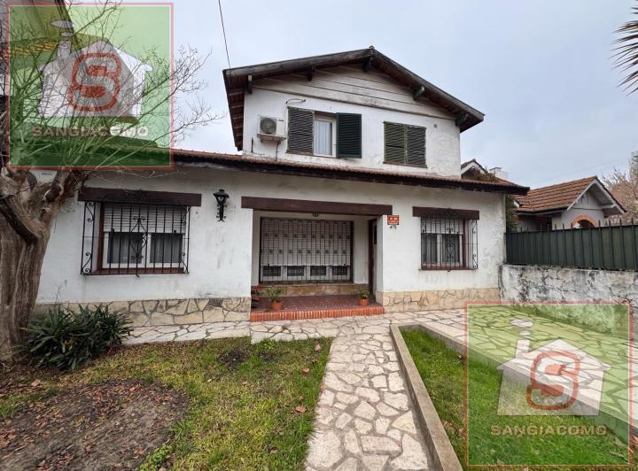 Casa · 150m² · 4 Ambientes · 1 Cochera