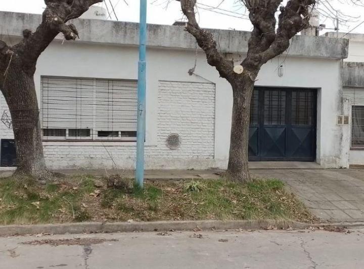 Casa · 120m² · 4 Ambientes · 1 Cochera