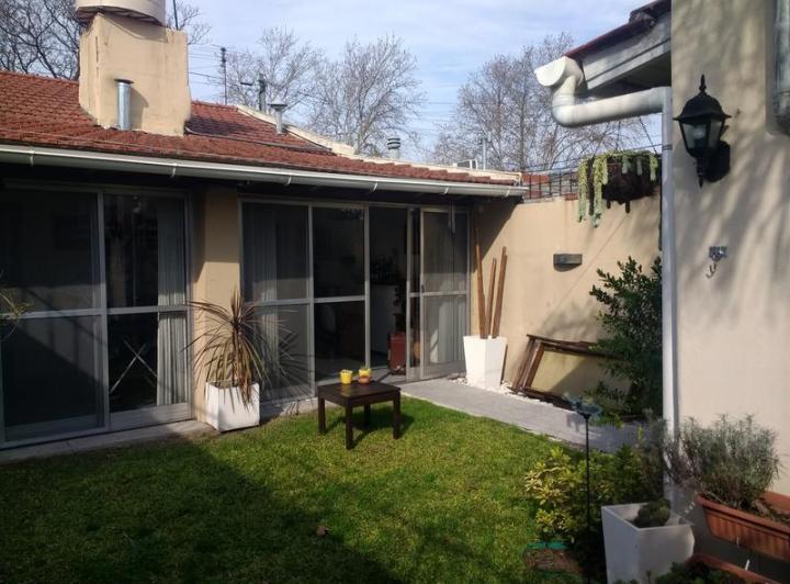 Casa · 5 Ambientes · 1 Cochera
