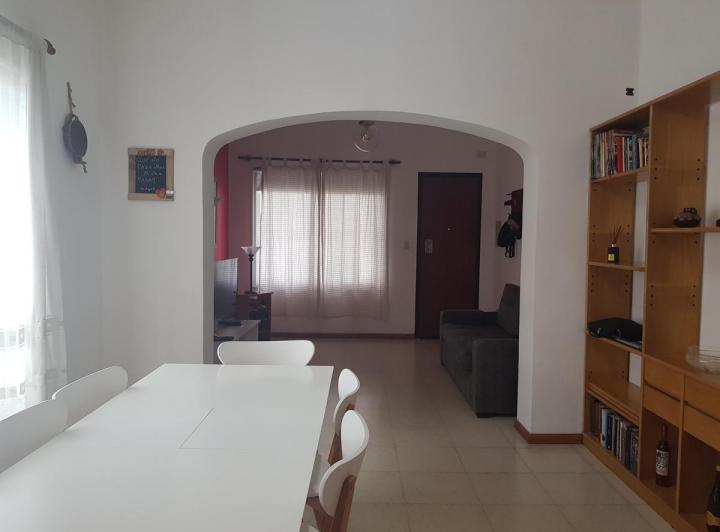 Casa · 350ha · 4 Ambientes · 1 Cochera
