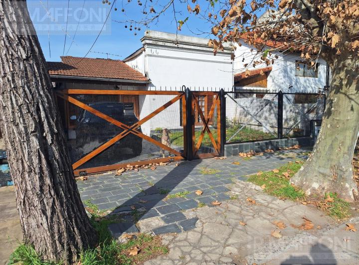 Casa · 166m² · 4 Ambientes · 1 Cochera