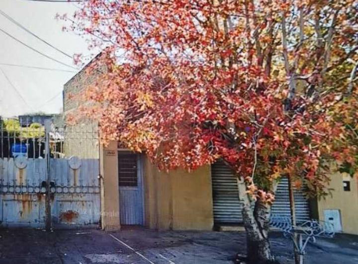 Casa · 220m² · 5 Ambientes · 5 Cocheras