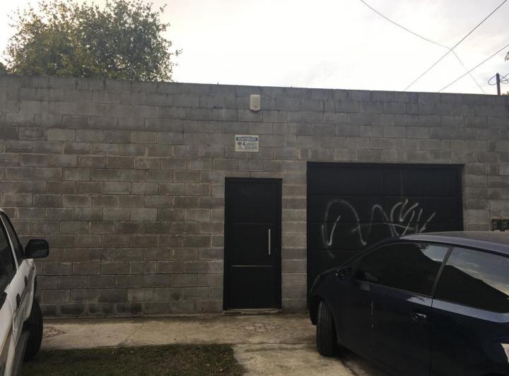 Casa · 100m² · 3 Ambientes · 2 Cocheras