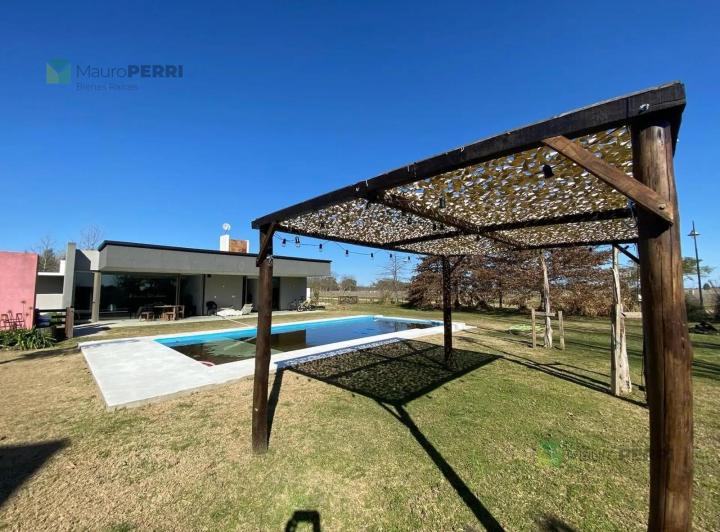 Casa · 1667m² · 3 Ambientes