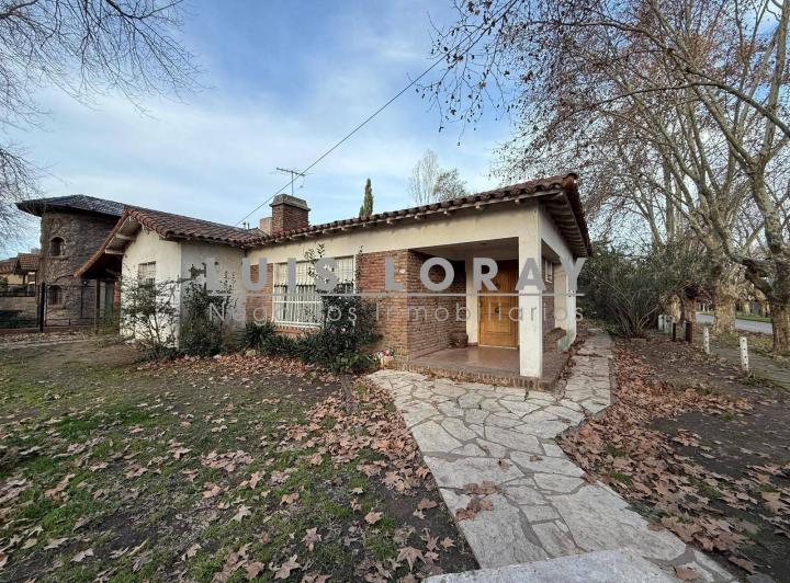Casa · 170m² · 3 Ambientes · 2 Cocheras