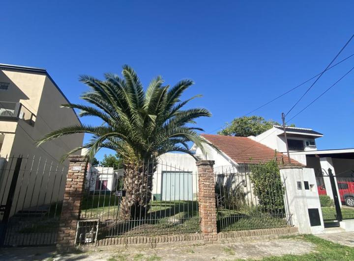 Casa · 106m² · 3 Ambientes · 1 Cochera