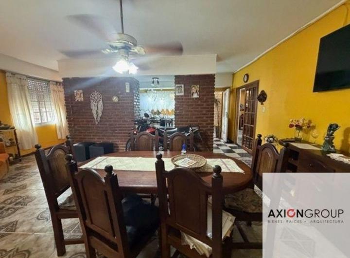 Casa · 110m² · 4 Ambientes · 1 Cochera