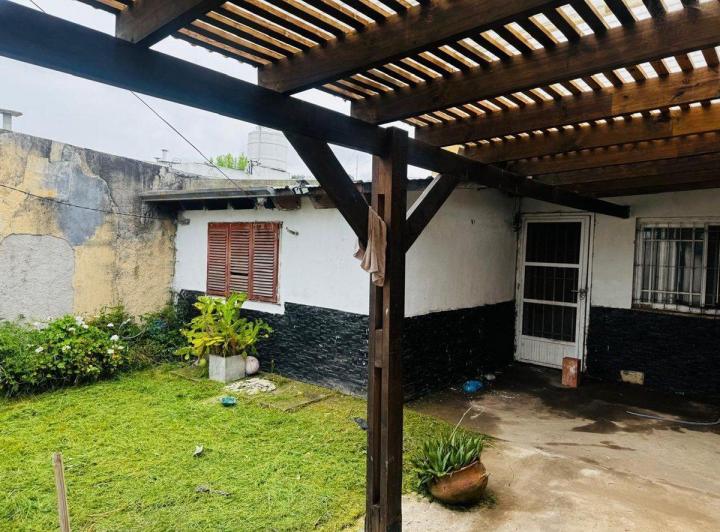 Casa · 88m² · 3 Ambientes · 1 Cochera