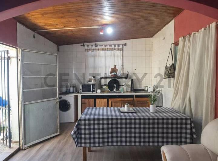 Casa · 57m² · 3 Ambientes · 1 Cochera