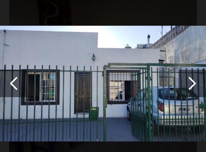 Casa · 128m² · 4 Ambientes · 2 Cocheras